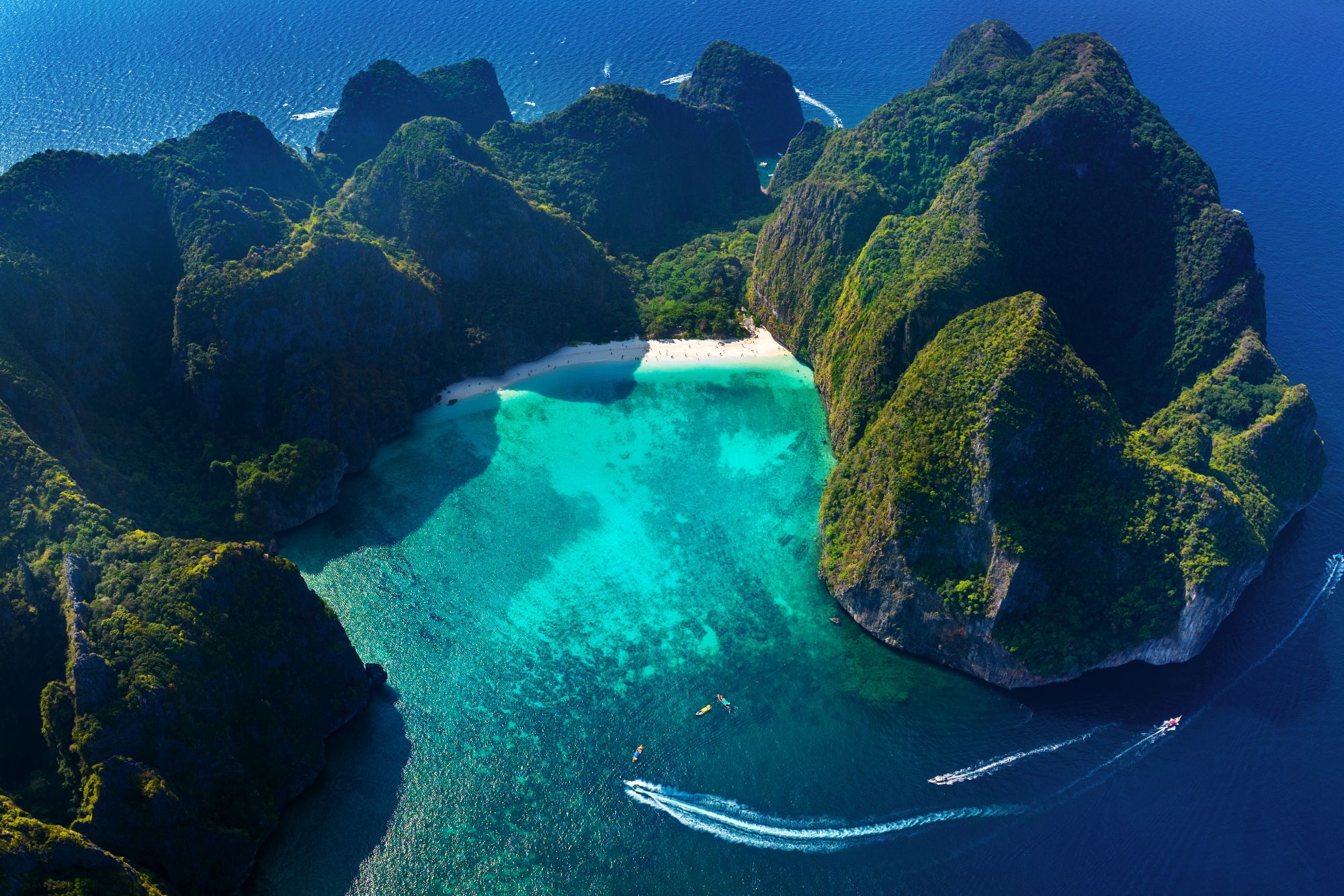 LUXURYTHAILANDTRAVEL.COM – WONDERFUL PHI PHI ISLAND